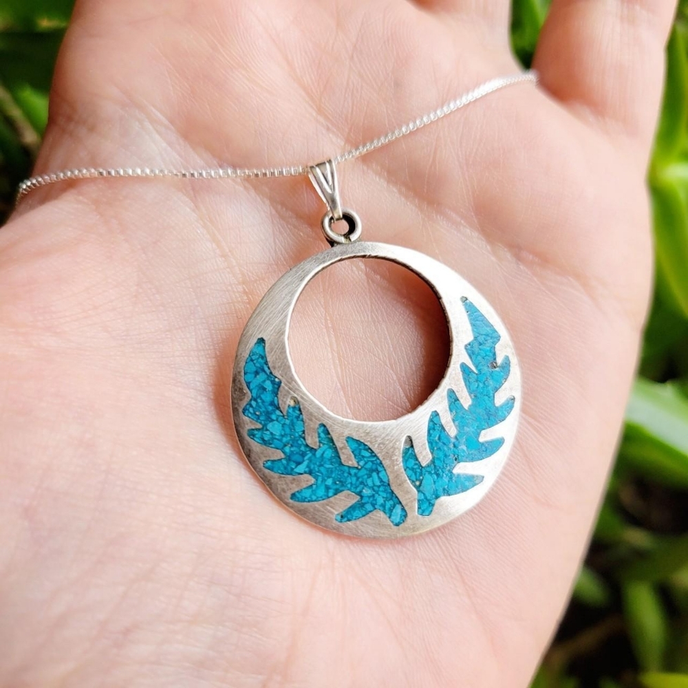 Vintage 925 Sterling Silver Turquoise Native American Tribal Leaf Necklace